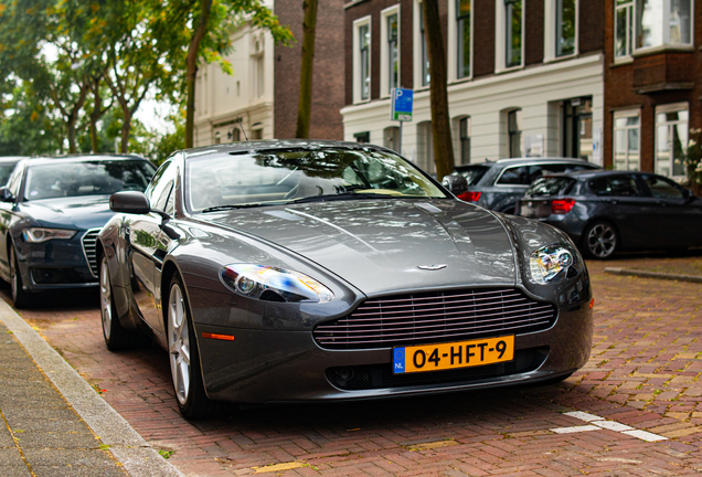 Aston Martin V8 Vantage