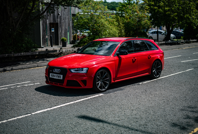 Audi RS4 Avant B8