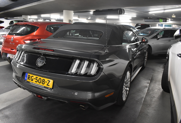 Ford Mustang GT Convertible 2015