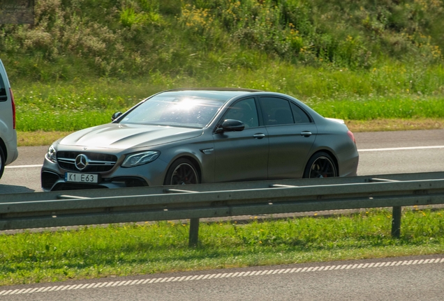 Mercedes-AMG E 63 S W213