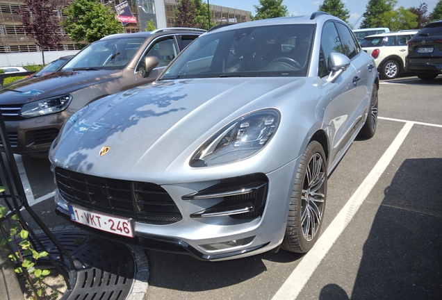 Porsche 95B Macan Turbo