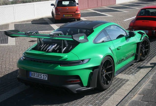 Porsche 992 GT3 RS Weissach Package