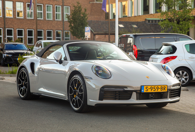 Porsche 992 Turbo S Cabriolet