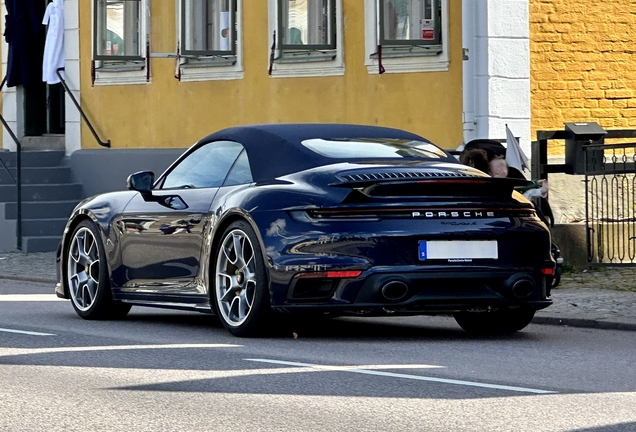 Porsche 992 Turbo S Cabriolet