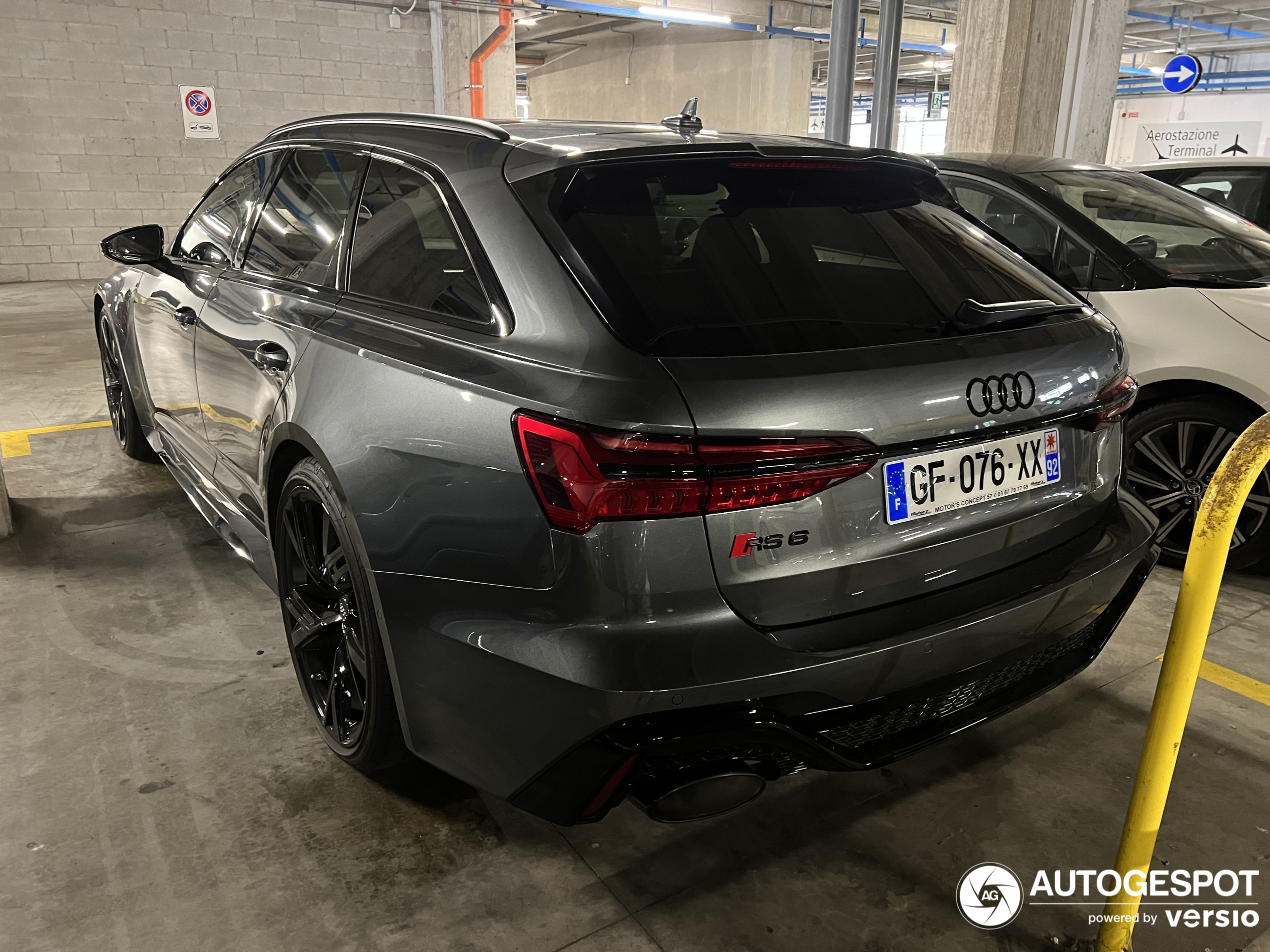 Audi RS6 Avant C8