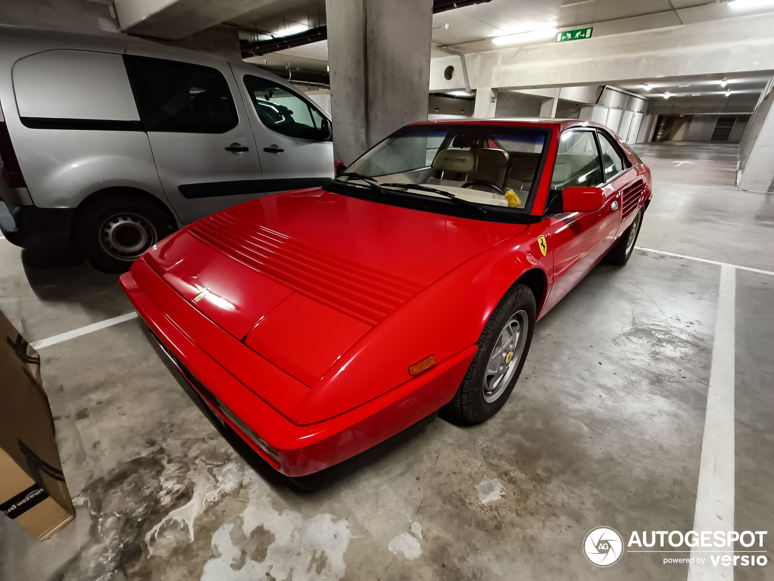 Ferrari Mondial 3.2