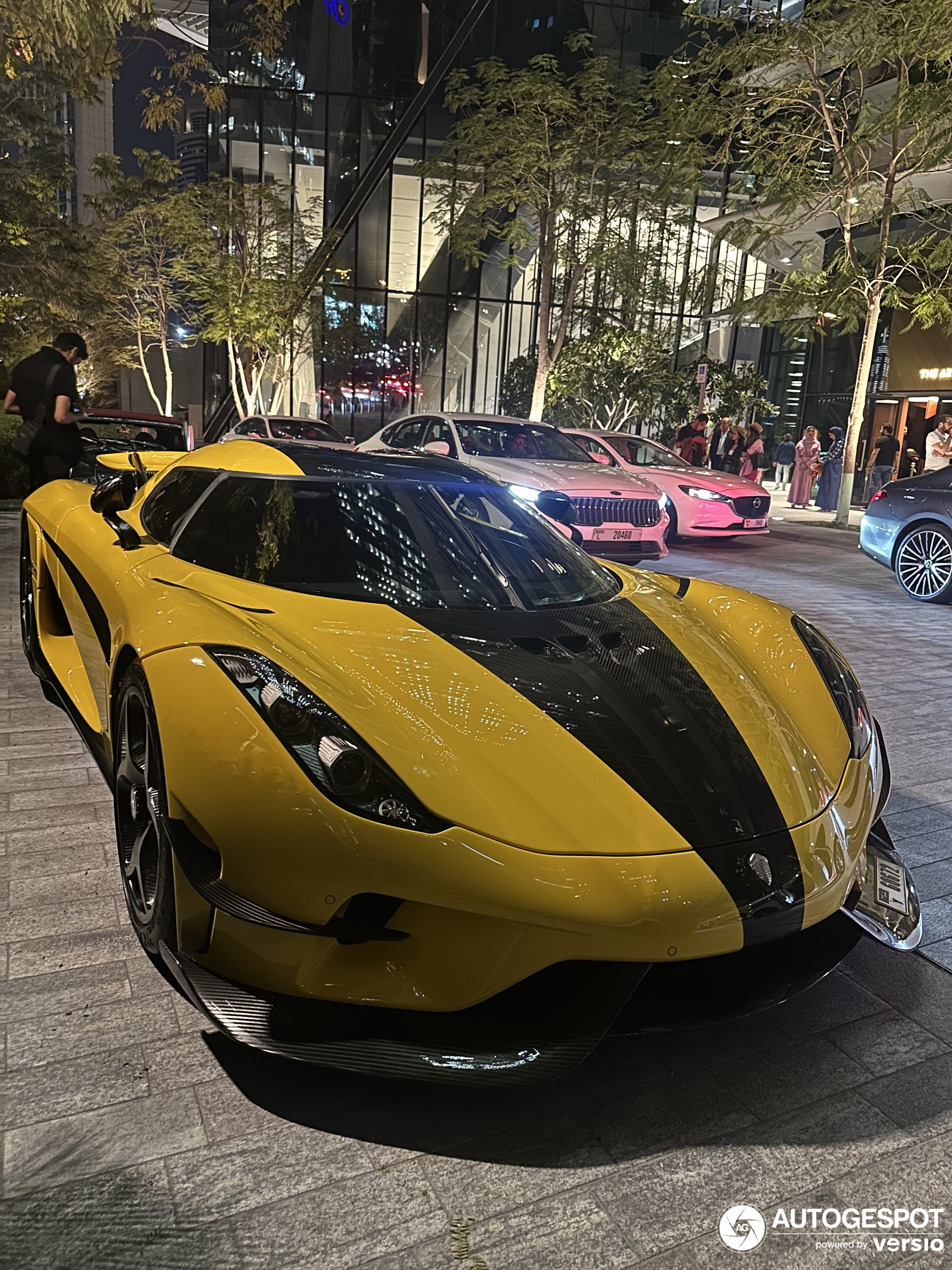 A yellow Regera shows up in Dubai