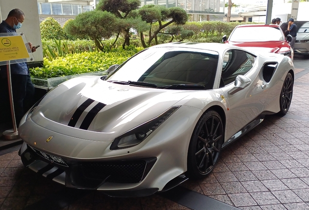 Ferrari 488 Pista