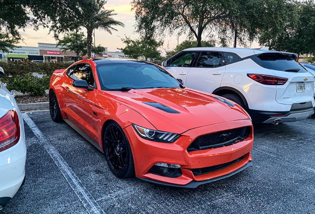 Ford Mustang GT 2015