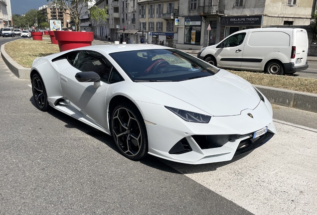 Lamborghini Huracán LP640-4 EVO