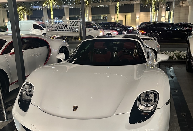 Porsche 918 Spyder Weissach Package