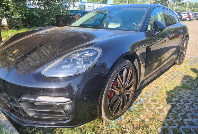 Porsche 971 Panamera Turbo Sport Turismo