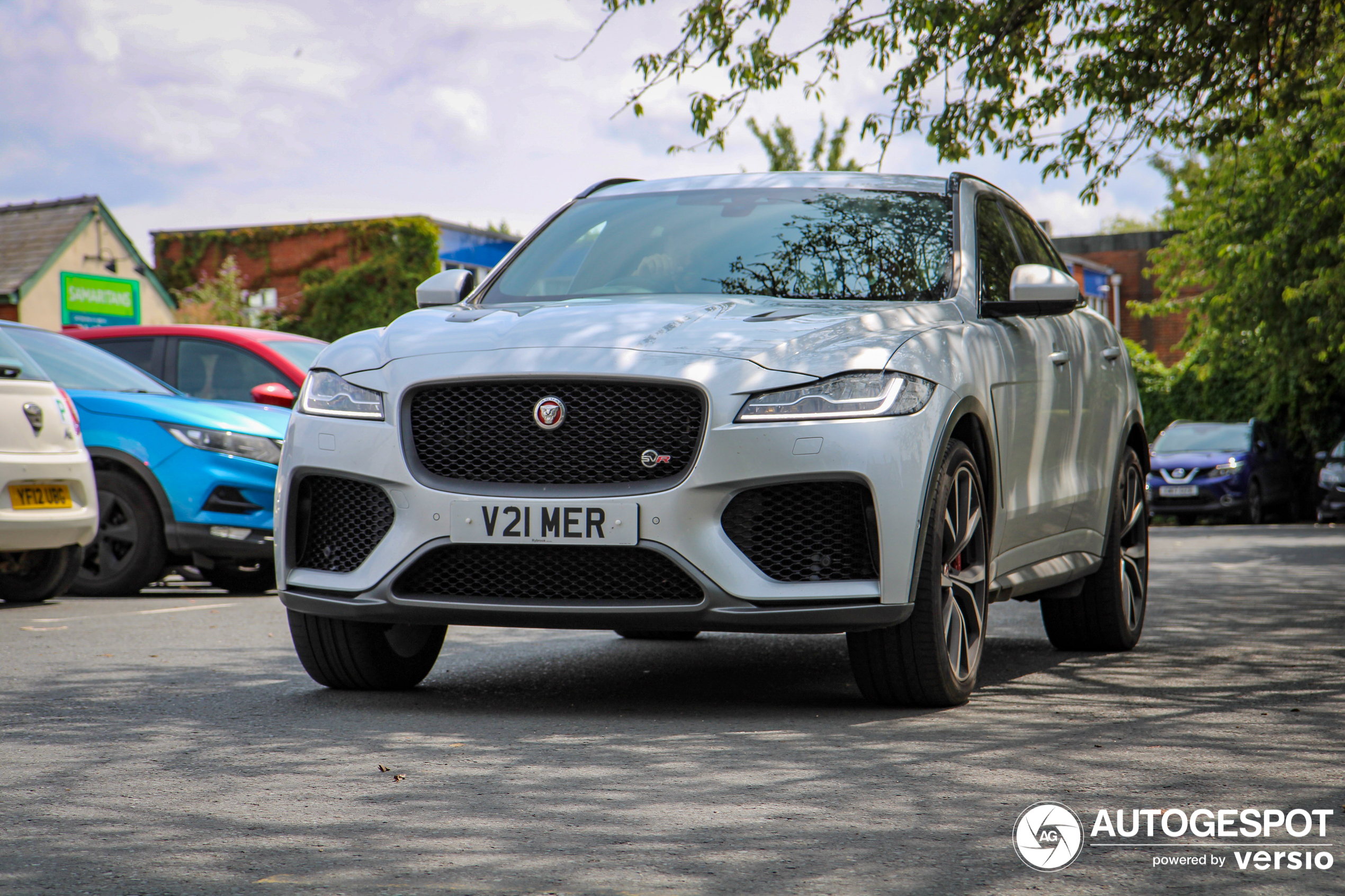 Jaguar F-PACE SVR