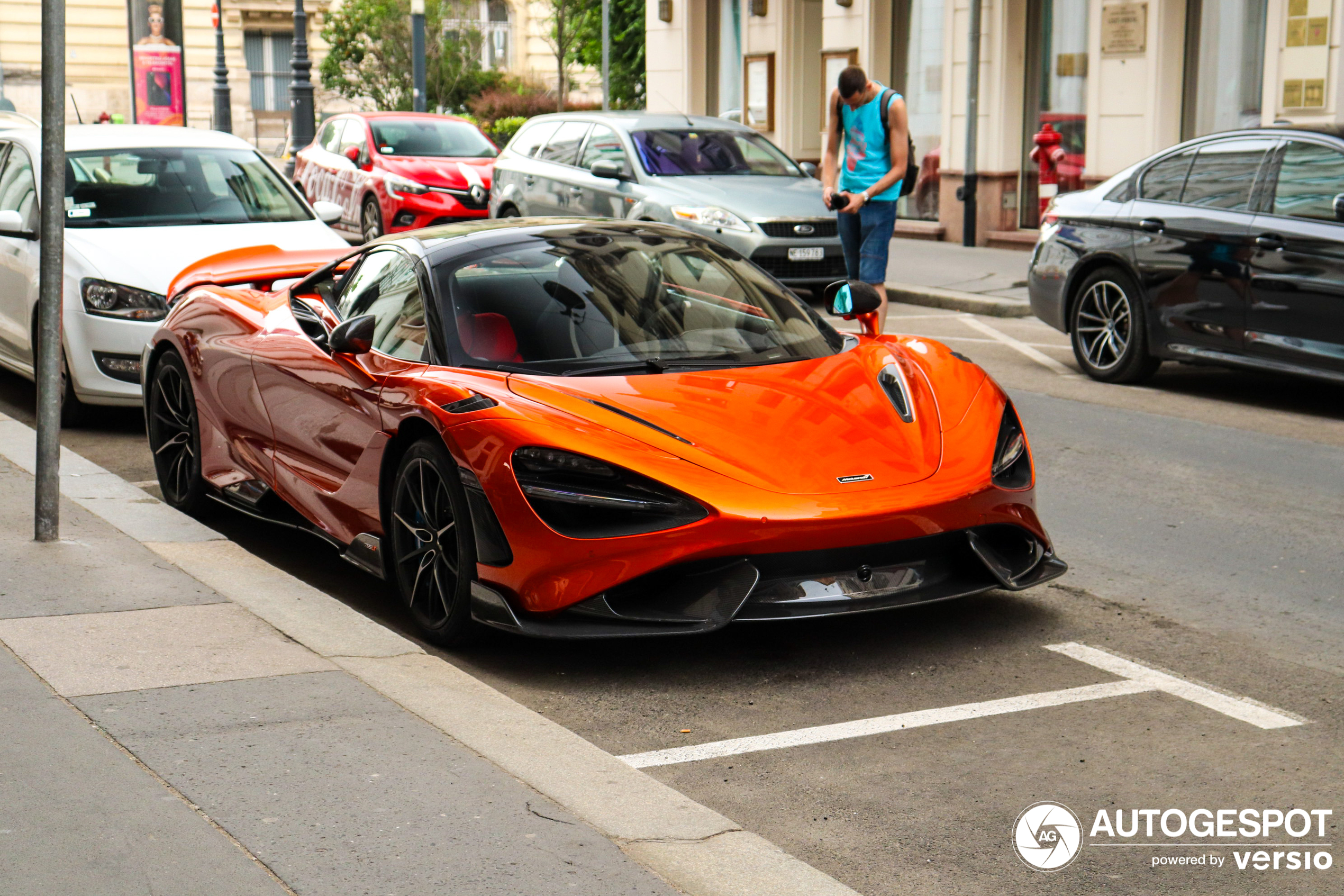 McLaren 765LT Spider