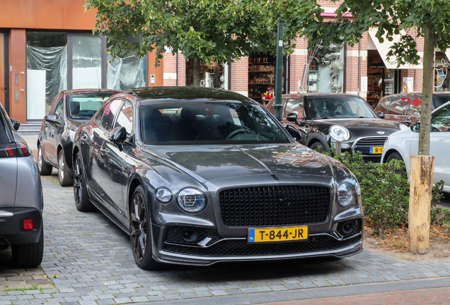 Bentley Flying Spur Hybrid S