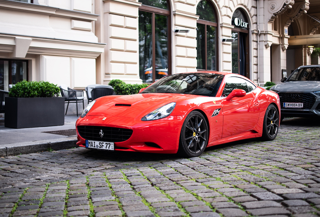 Ferrari California