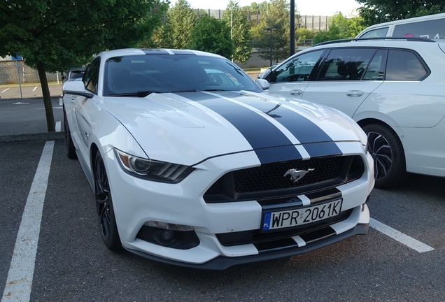 Ford Mustang GT 2015