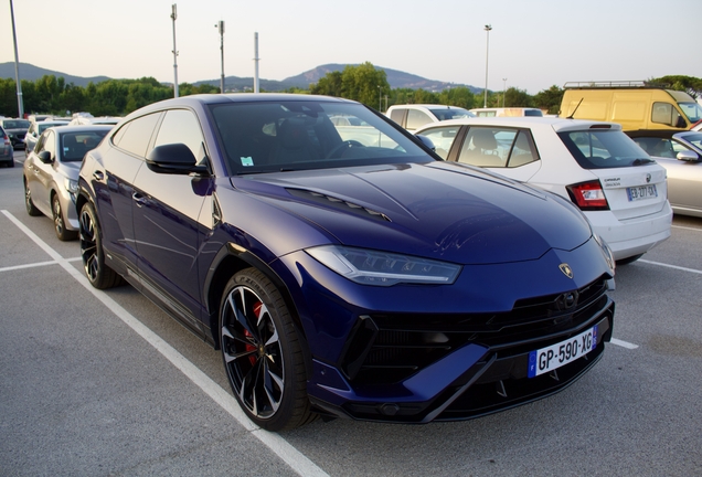 Lamborghini Urus S