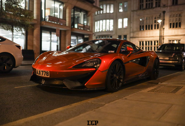 McLaren 570S