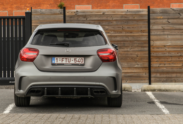 Mercedes-AMG A 45 W176 2015