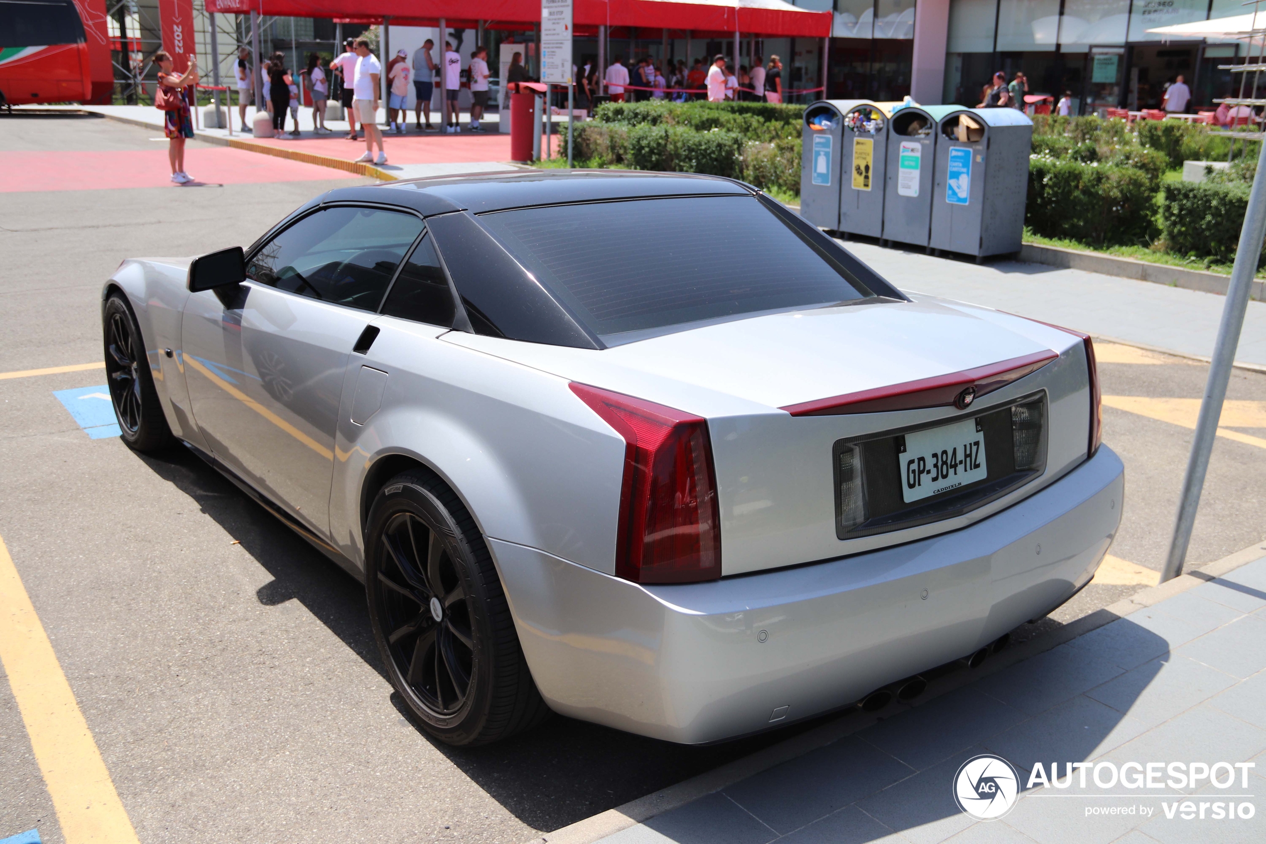 Cadillac XLR