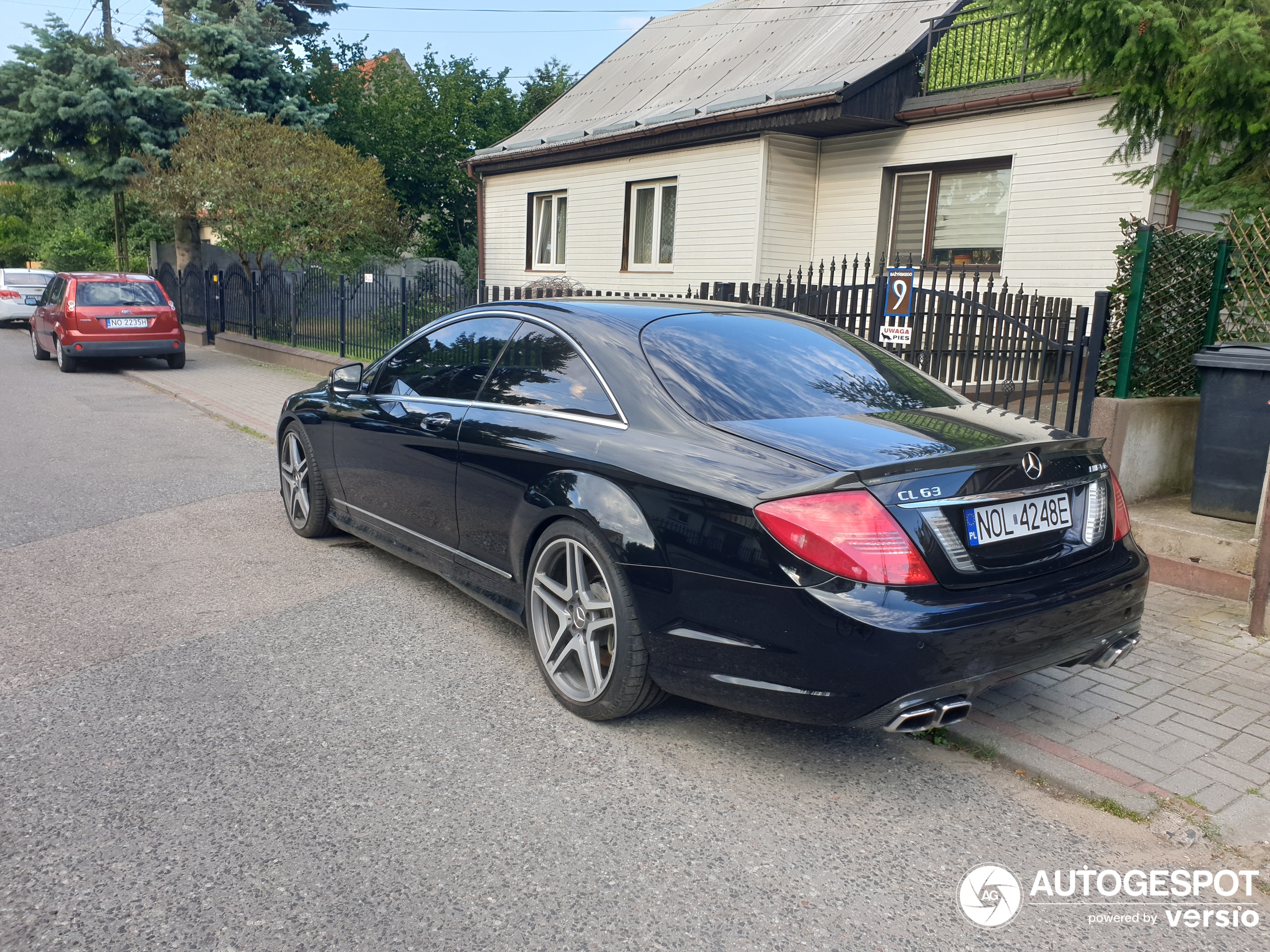 Mercedes-Benz CL 63 AMG C216 2011