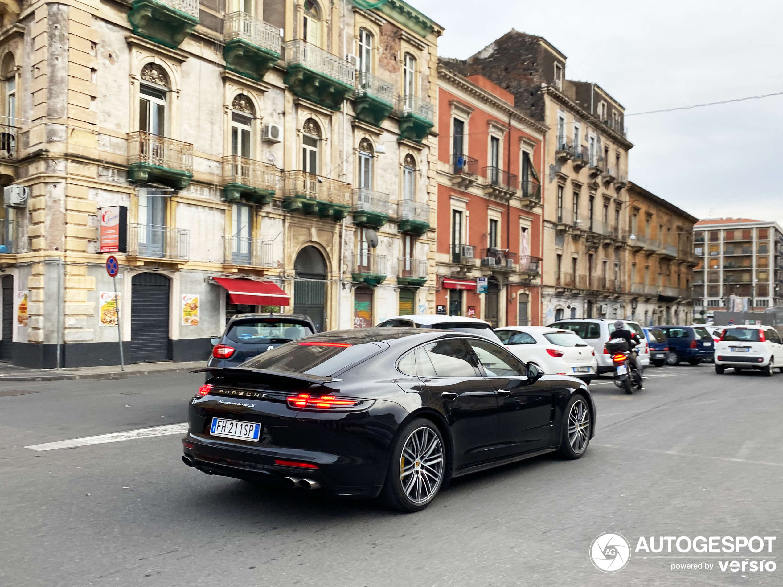 Porsche 971 Panamera Turbo S E-Hybrid