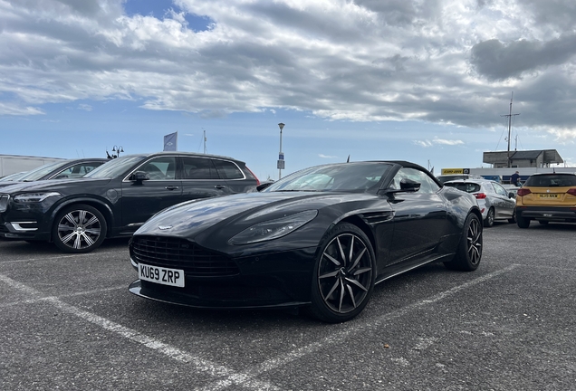 Aston Martin DB11 V8 Volante