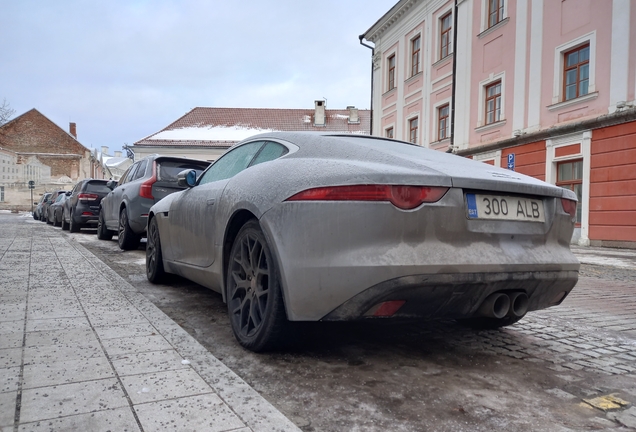 Jaguar F-TYPE S Coupé