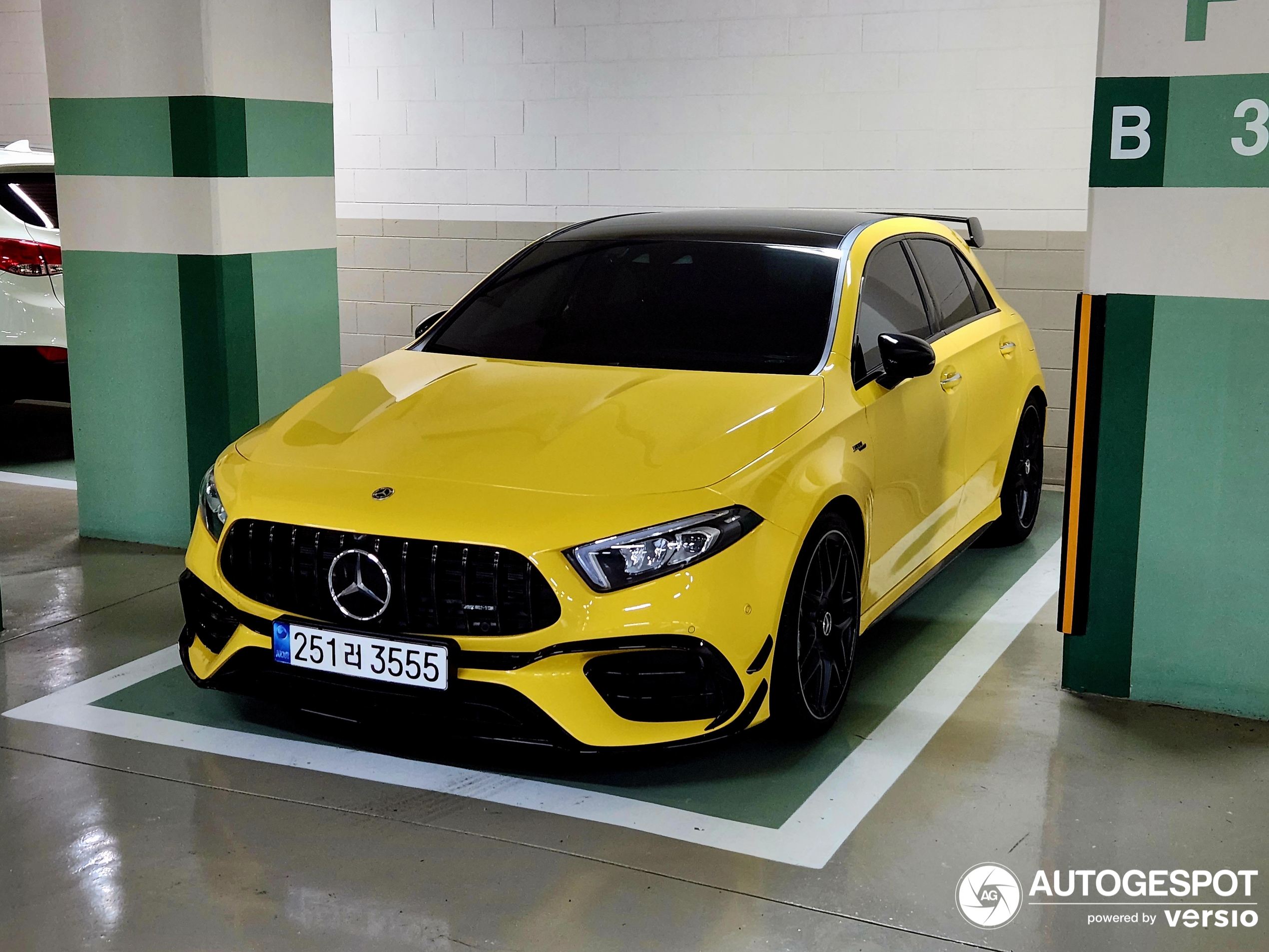 Mercedes-AMG A 45 W177