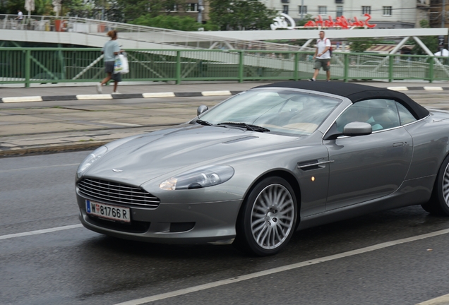 Aston Martin DB9 Volante