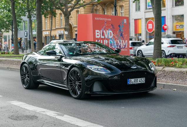 Aston Martin DBS Superleggera Volante