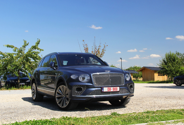 Bentley Bentayga V8 2021