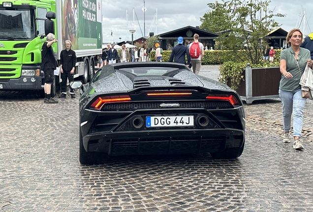 Lamborghini Huracán LP640-4 EVO Spyder