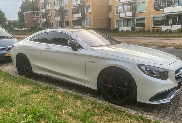 Mercedes-Benz S 63 AMG Coupé C217