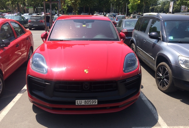 Porsche 95B Macan GTS MkIII