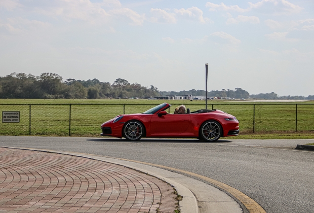 Porsche 992 Carrera S Cabriolet