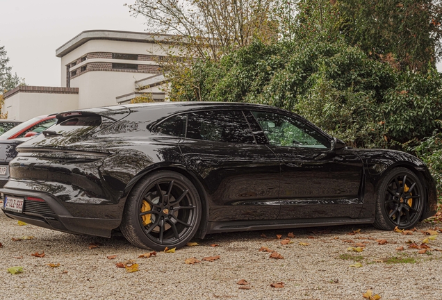 Porsche Taycan GTS Sport Turismo