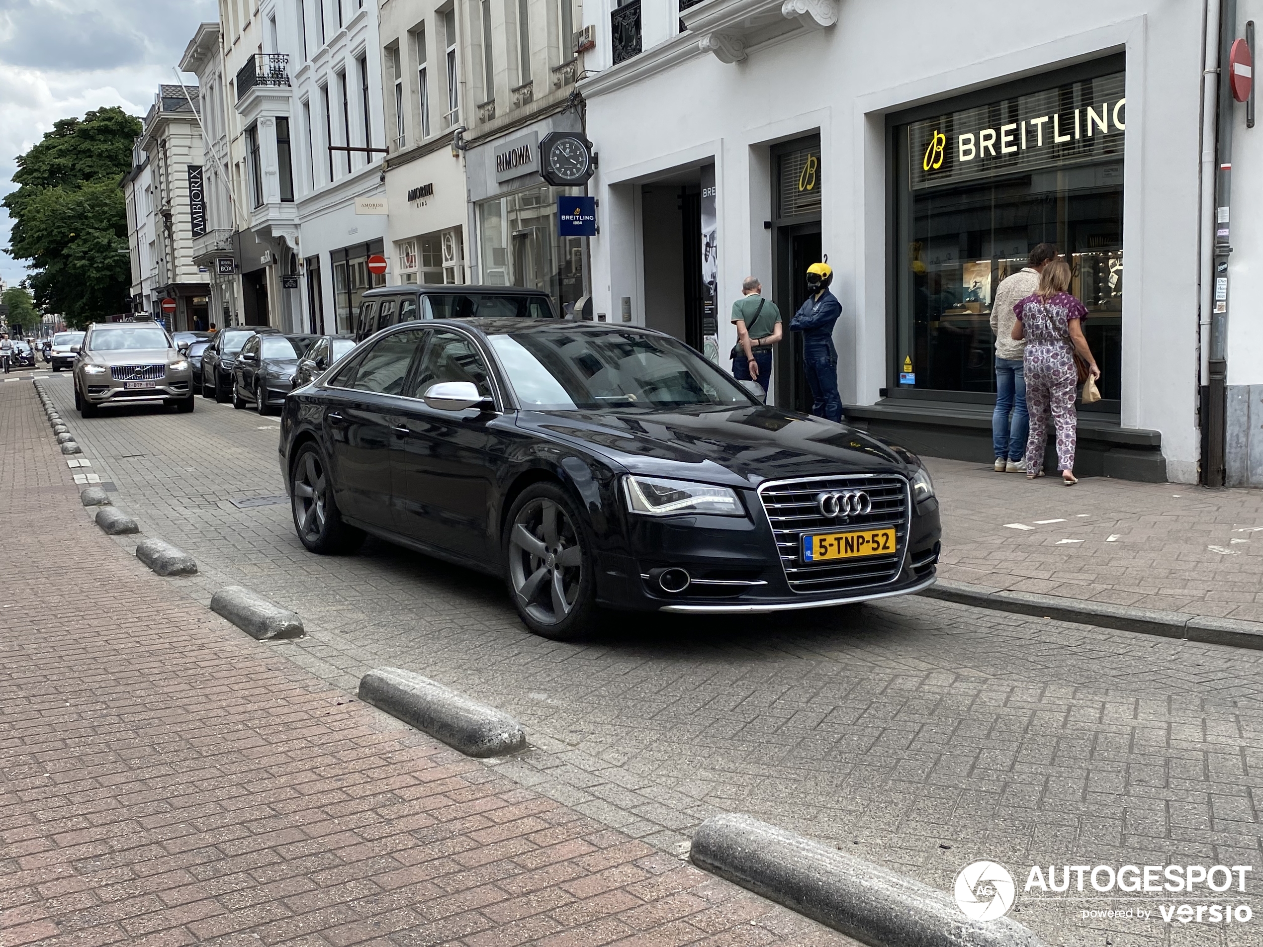 Audi S8 D4