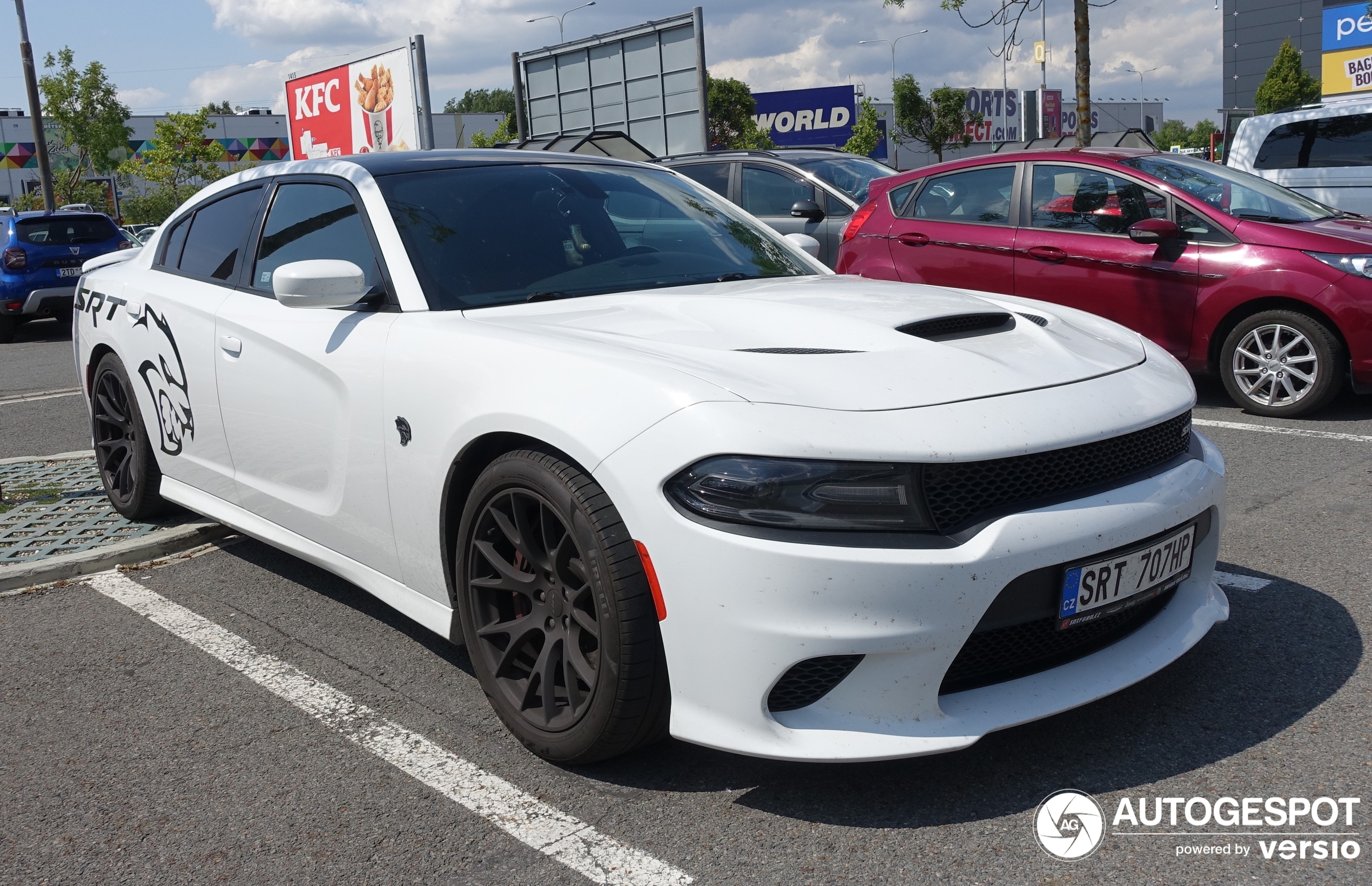 Dodge Charger SRT Hellcat