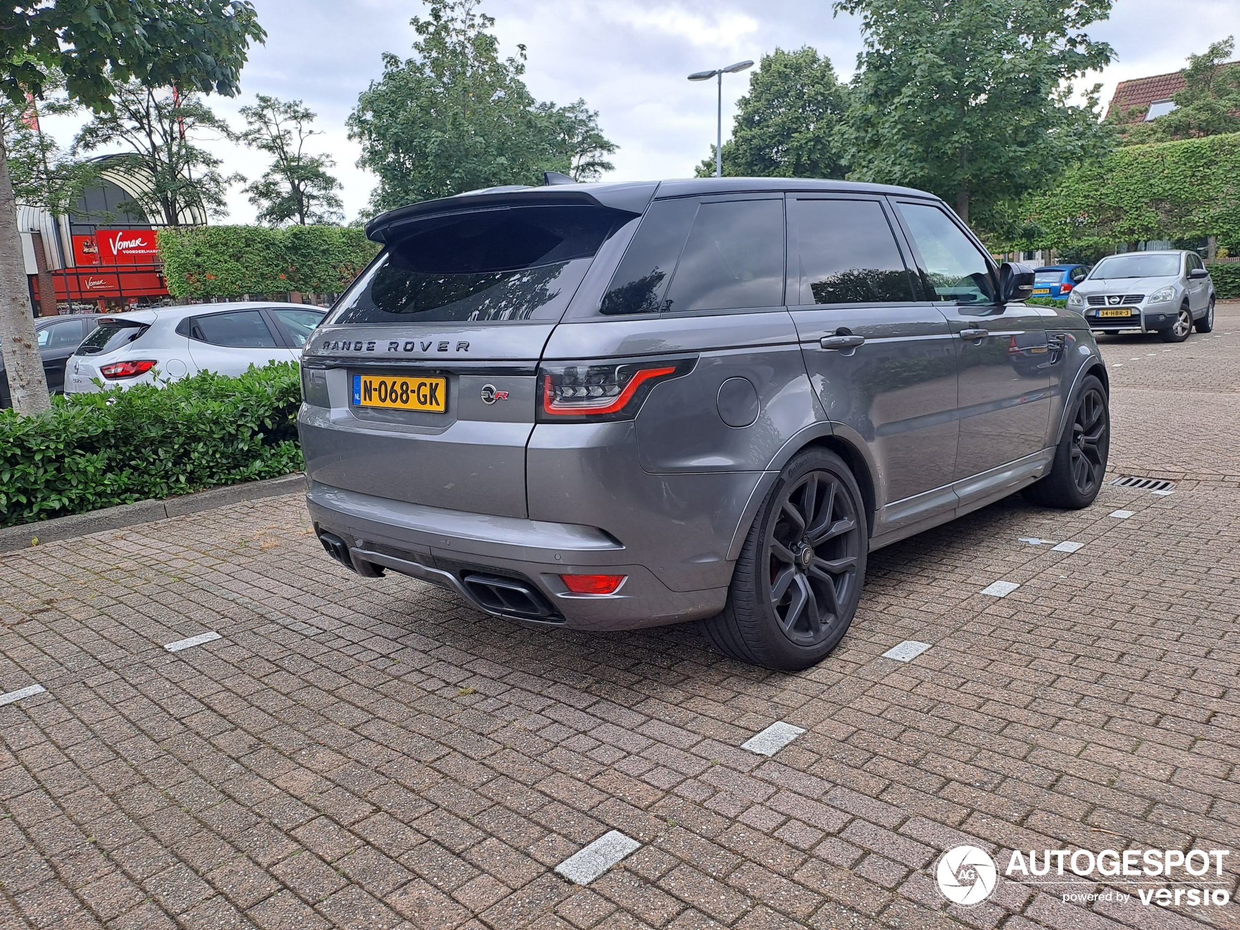 Land Rover Range Rover Sport SVR 2018