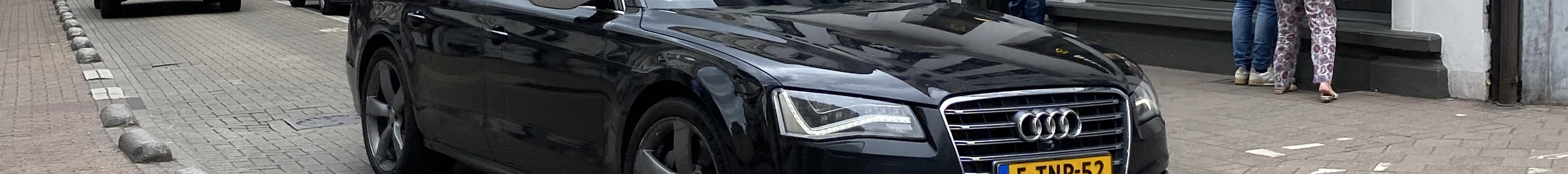 Audi S8 D4