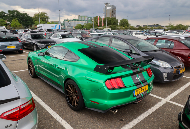 Ford Mustang GT 2015