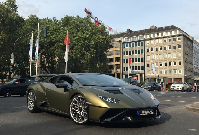 Lamborghini Huracán LP640-2 STO