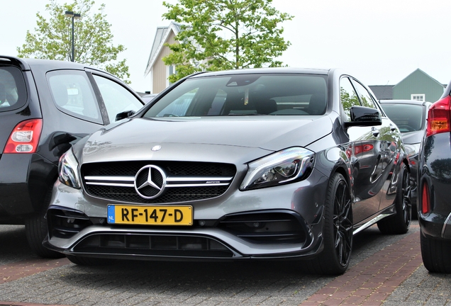 Mercedes-AMG A 45 W176 2015