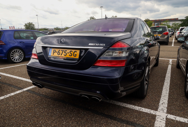 Mercedes-Benz S 63 AMG W221