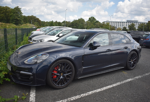 Porsche 971 Panamera GTS Sport Turismo