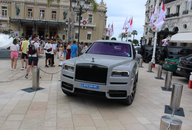 Rolls-Royce Cullinan Black Badge