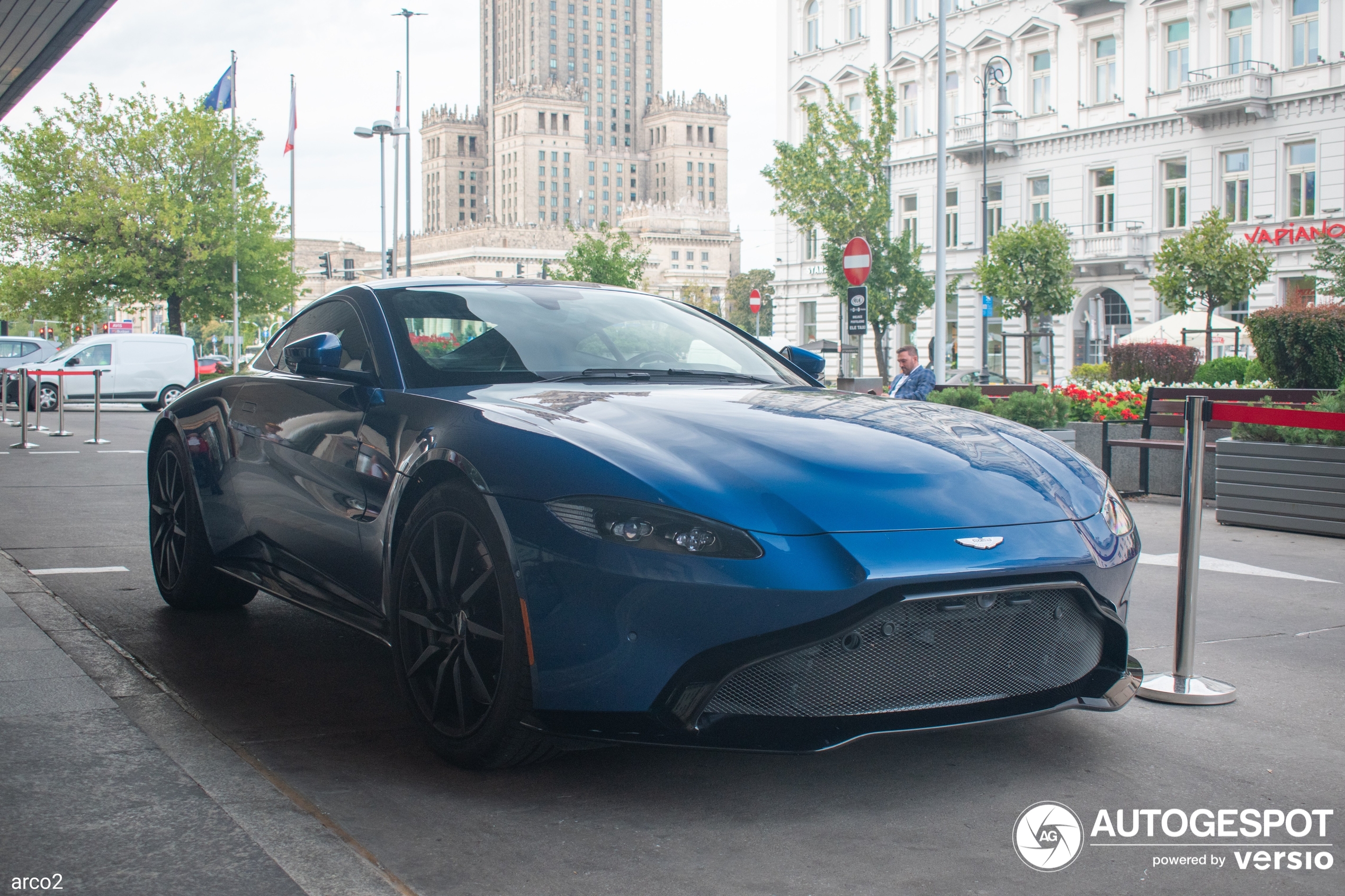 Aston Martin V8 Vantage 2018