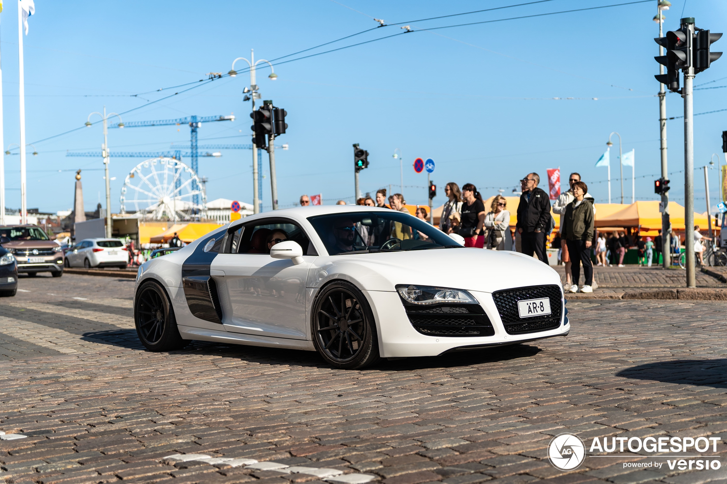 Audi R8 V10